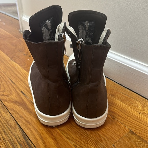 Size 7 men Rick Owen sneakers - Picture 3 of 3
